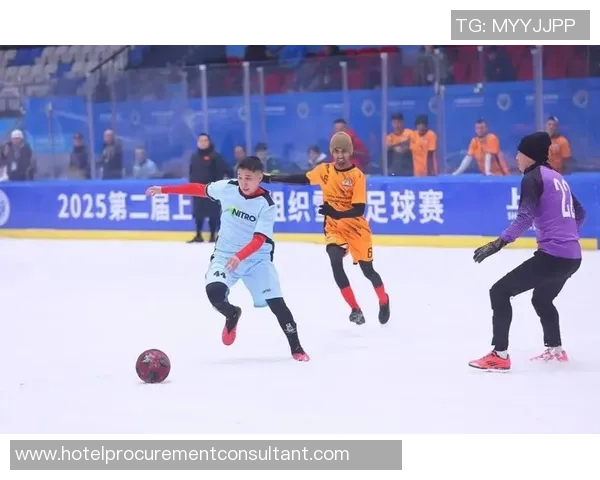 99年足球明星赛盛况回顾与传奇球员的辉煌瞬间分享