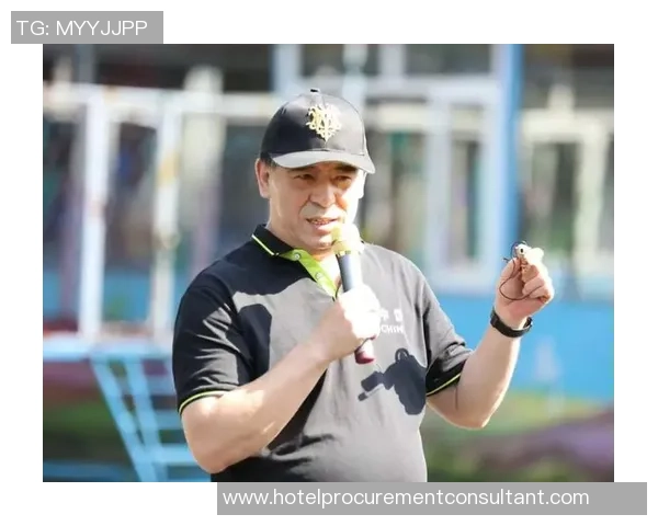 专访李强:探寻网球世界的成功秘诀与背后故事 专访李强:探寻网球世界的成功秘诀与背后故事