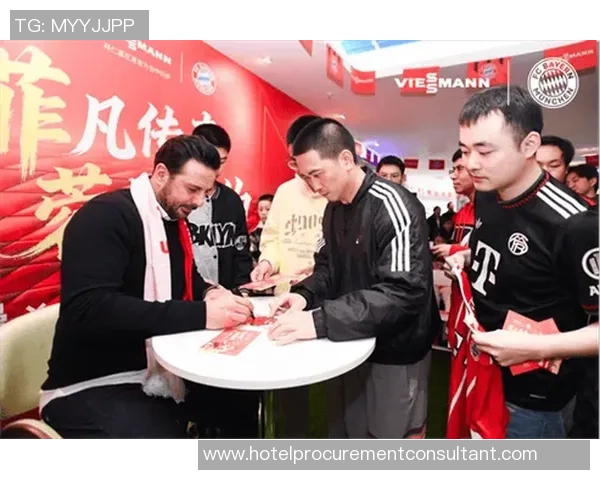 中国明星与足球明星的跨界合作盛宴引发热议与关注