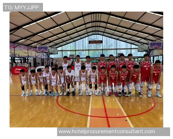 李磊的篮球人生深度对话：从梦想起航到职业生涯的精彩瞬间