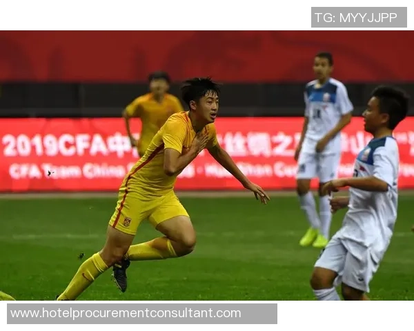 深圳足球队逆袭之路全国锦标赛特别报道展现拼搏精神与团队力量